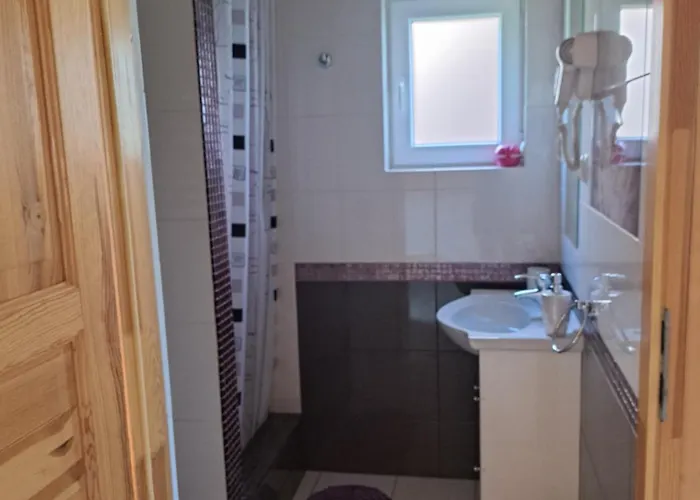 Apartamentowe - Wyjatkowe Miejsce Lägenhet Jastrzębia Góra